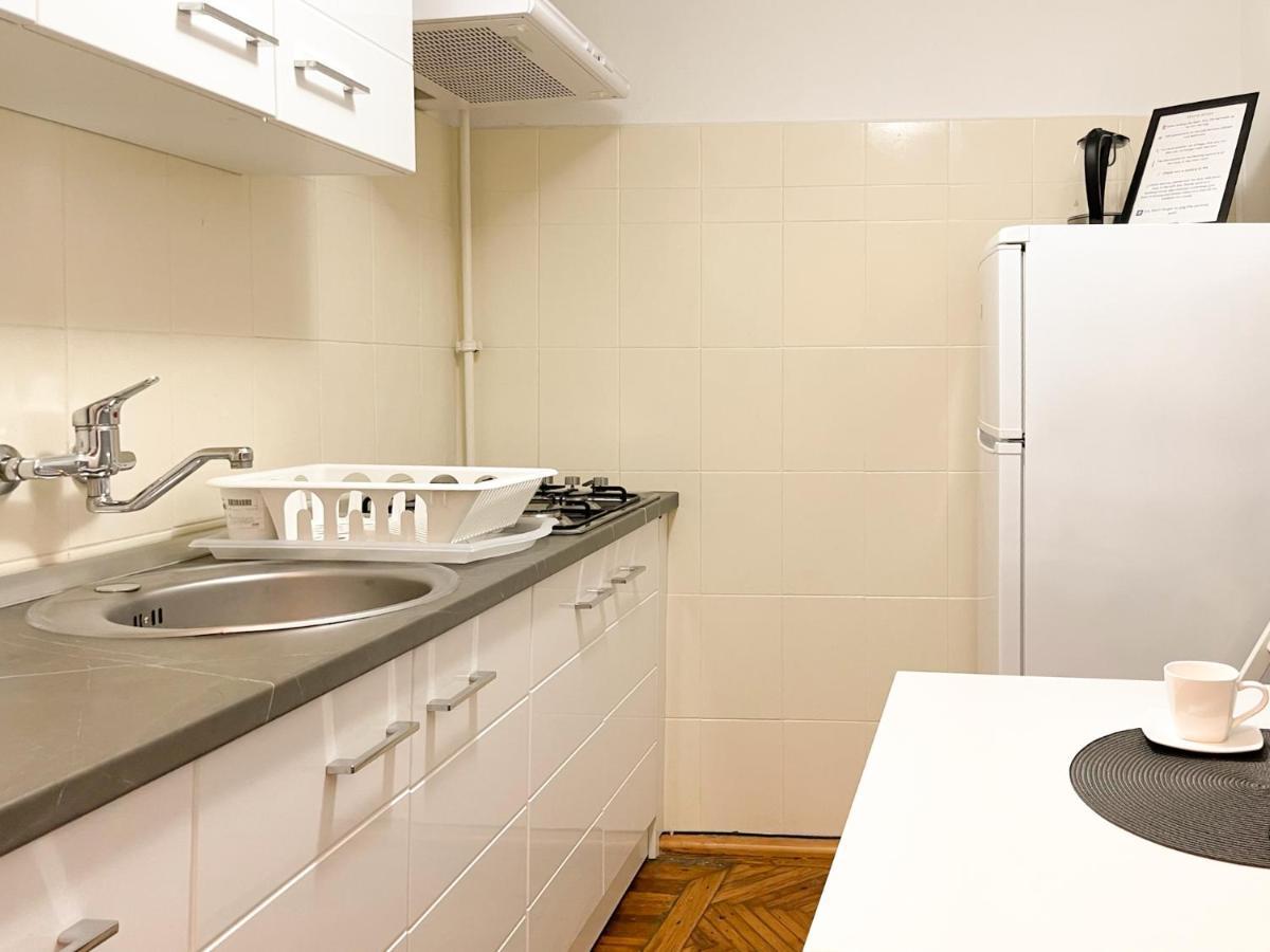 White Moon Apartment براشوف المظهر الخارجي الصورة