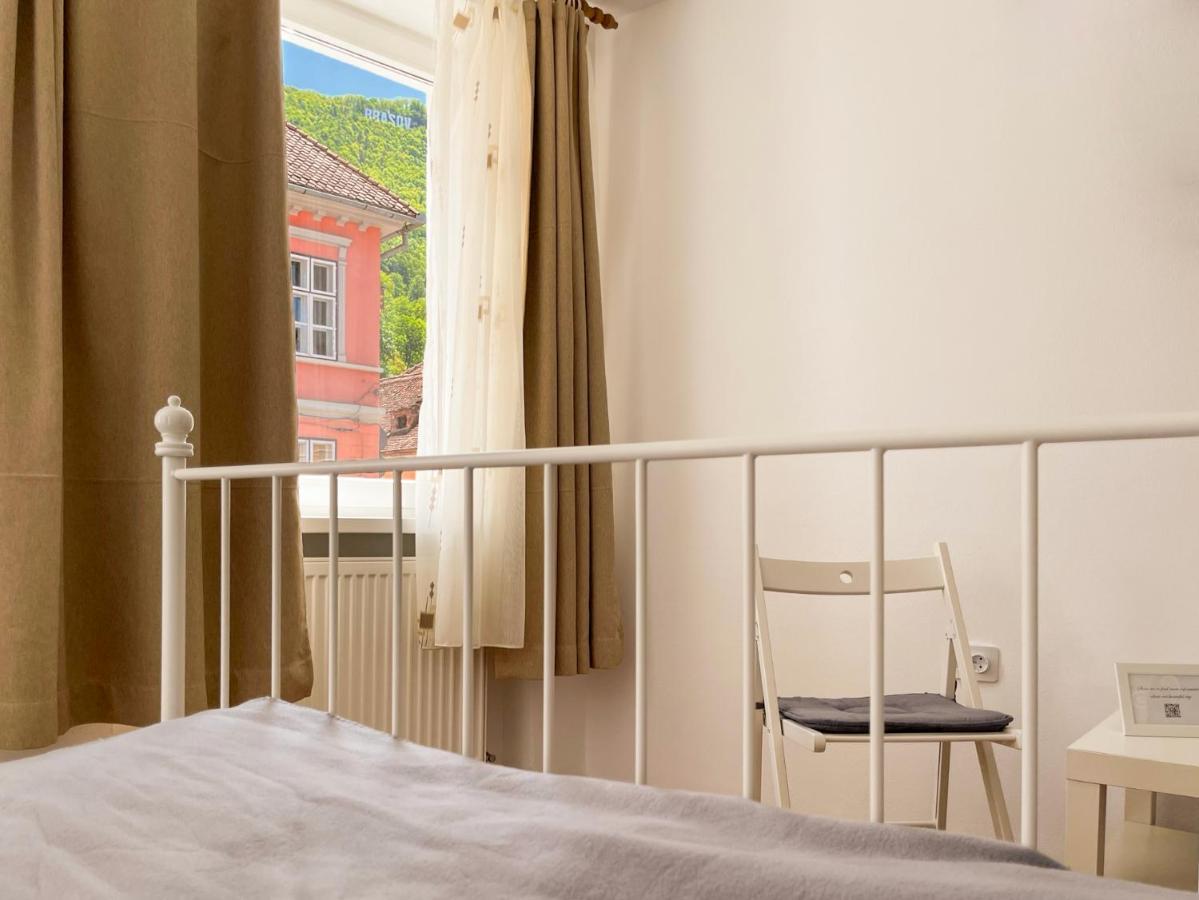 White Moon Apartment براشوف المظهر الخارجي الصورة