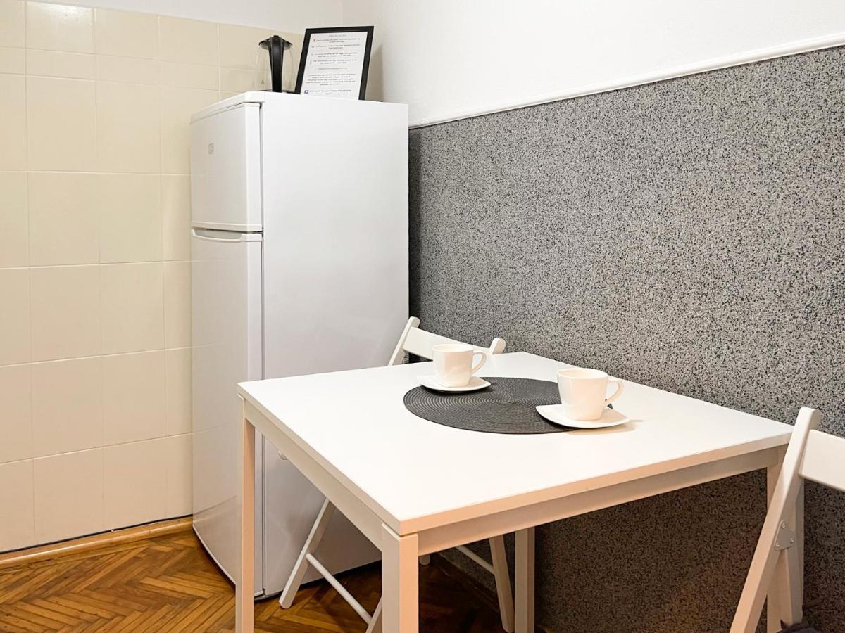 White Moon Apartment براشوف المظهر الخارجي الصورة