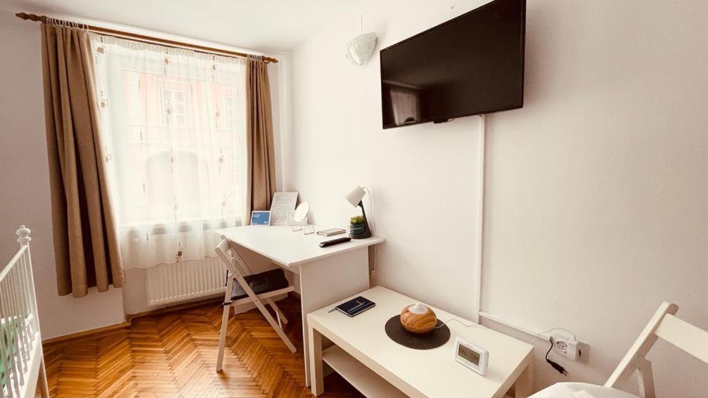 White Moon Apartment براشوف المظهر الخارجي الصورة